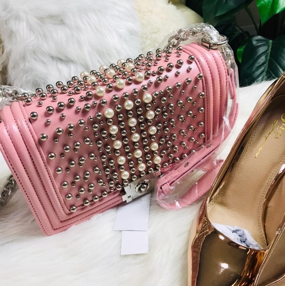 🆕️ Blush Pearl & Studs Structure Shoulder Bag - Picture 3 of 5
